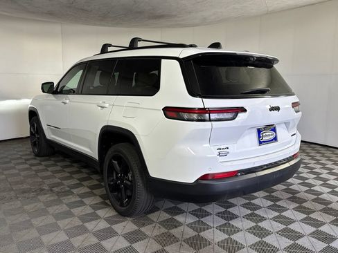 Certified 2025 Jeep Grand Cherokee L Limited w/ Luxury Tech Group II AWD/4WD image 14