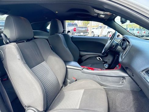 Used 2022 Dodge Challenger GT w/ Driver Convenience Group image 22