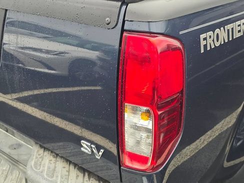 Used 2018 Nissan Frontier SV RWD image 21