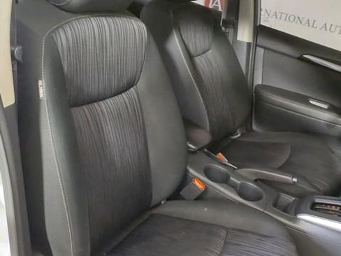 Used 2019 Nissan Sentra SV FWD image 17