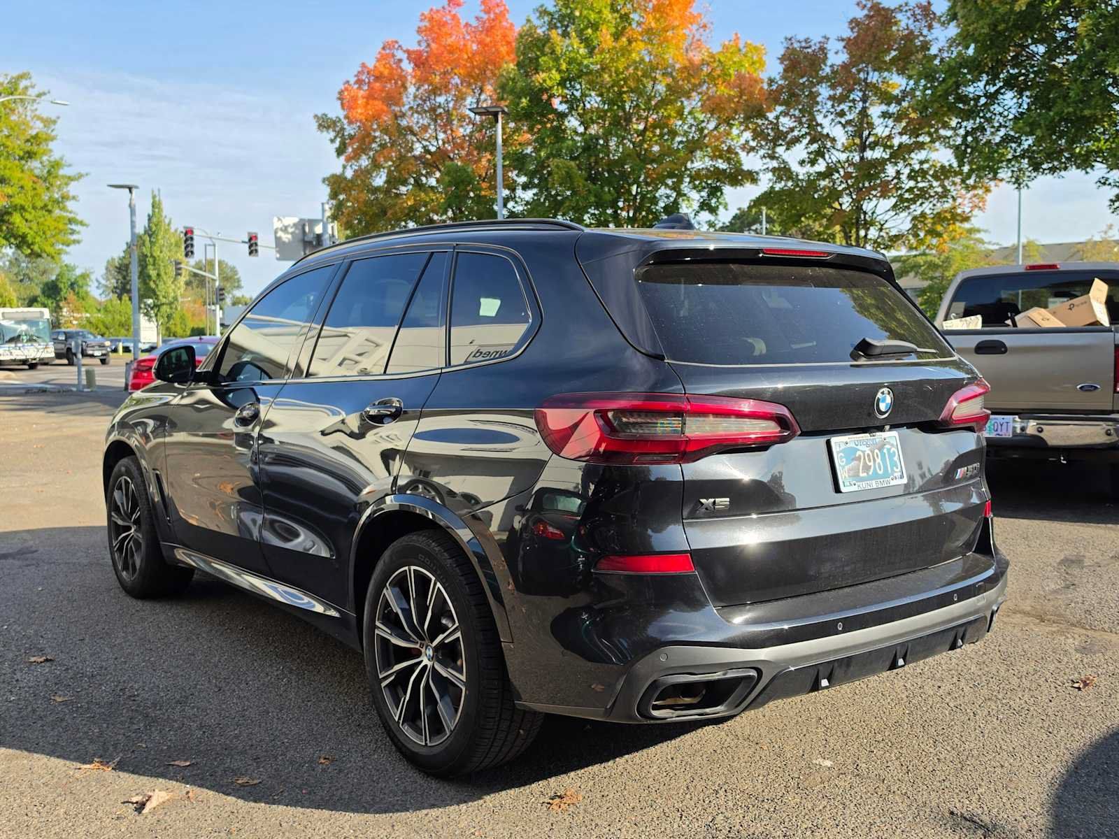 Used 2022 BMW X5 M50i w/ Premium Package AWD/4WD image 5