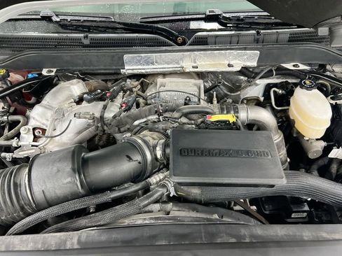 Used 2019 Chevrolet Silverado 2500 LTZ w/ Duramax Plus Package AWD/4WD image 25
