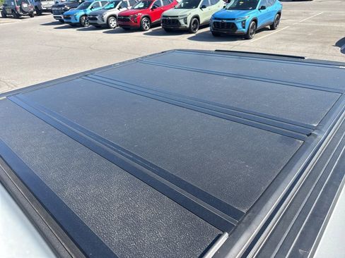 Used 2022 Chevrolet Silverado 1500 LTZ image 6