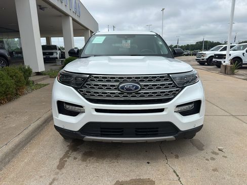 Used 2023 Ford Explorer Limited w/ Equipment Group 301A RWD image 8