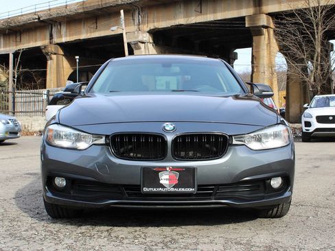 Used 2016 BMW 320i xDrive Sedan image 2