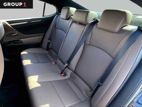 Used 2025 Lexus ES 350 w/ Premium Package FWD image 18