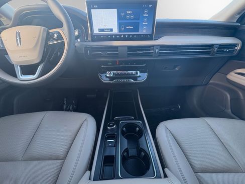 Certified 2024 Lincoln Corsair Grand Touring image 11