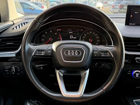 Used 2017 Audi Q7 3.0T Premium image 21