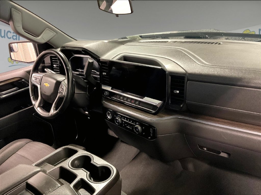 Used 2023 Chevrolet Silverado 1500 LT AWD/4WD image 14
