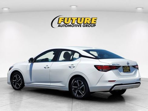 Certified 2024 Nissan Sentra SV FWD image 7