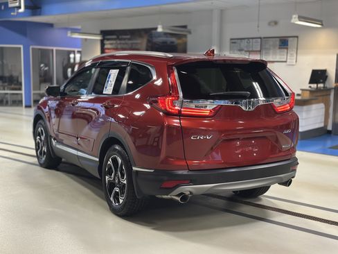 Used 2019 Honda CR-V Touring image 8