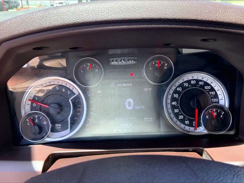 Used 2017 RAM 1500 Lone Star RWD image 25