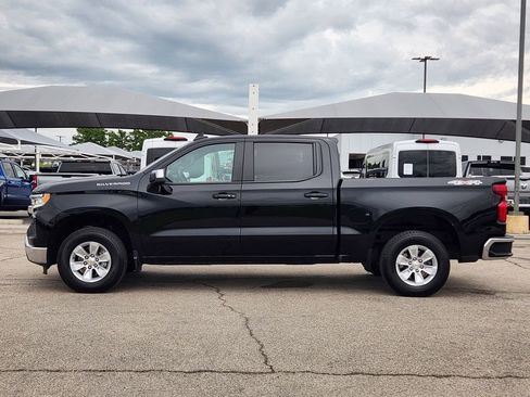 Used 2025 Chevrolet Silverado 1500 LT AWD/4WD image 4