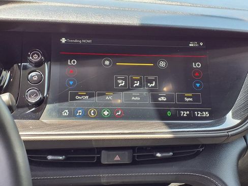 Used 2023 Buick Envision Preferred FWD image 18