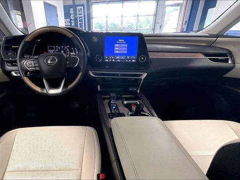 Used 2024 Lexus RX 350 Premium w/ Accessory Package (Z1) AWD/4WD image 21