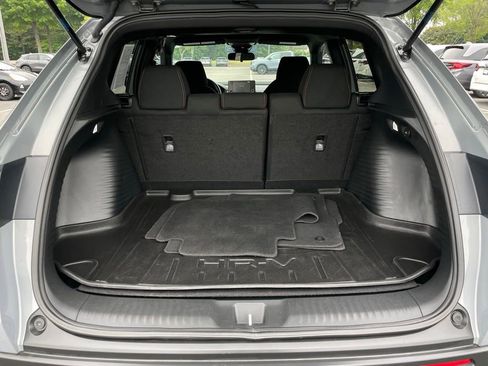 Certified 2025 Honda HR-V Sport image 40