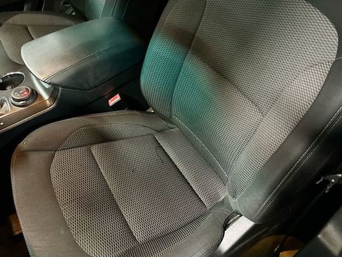 Used 2016 Ford Explorer XLT image 20