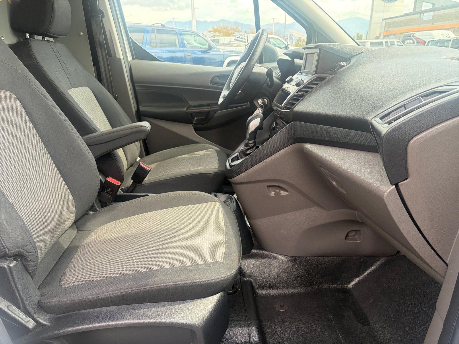 Used 2023 Ford Transit Connect XL FWD image 31