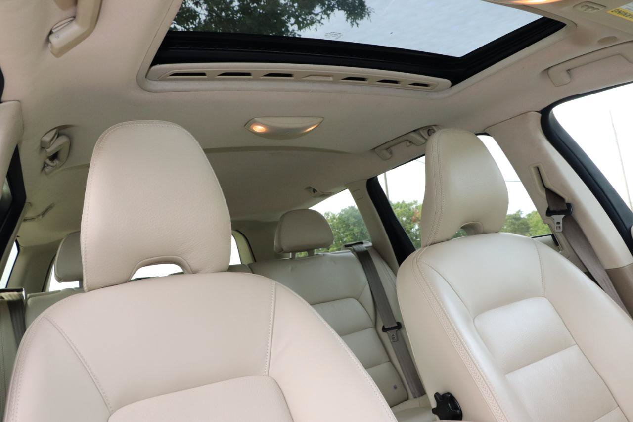 Used 2014 Volvo XC70 3.2 AWD/4WD image 34
