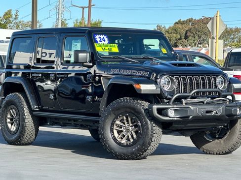 Used 2024 Jeep Wrangler Unlimited Rubicon 392 AWD/4WD image 2