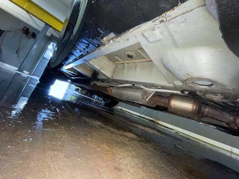 Used 2020 Chevrolet Traverse LT image 18