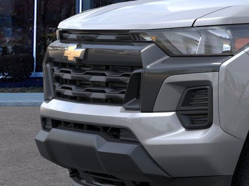 New 2026 Chevrolet Colorado LT image 13