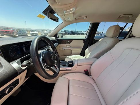 Used 2020 Mercedes-Benz GLB 250 image 13
