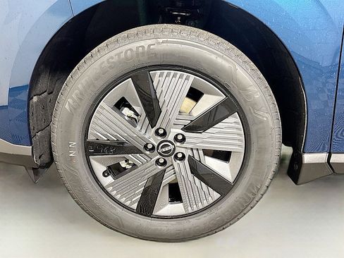 Certified 2025 Nissan Murano SL image 32