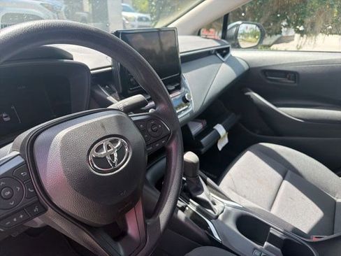 Used 2026 Toyota Corolla LE FWD image 4