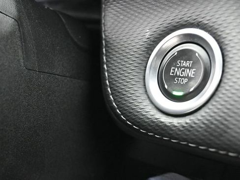 Used 2025 Chevrolet Equinox LT image 23