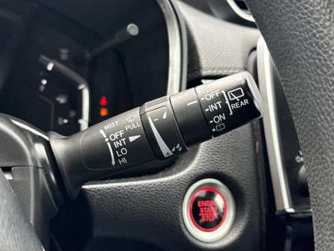 Used 2017 Honda CR-V EX image 18