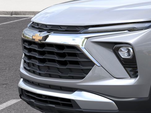 New 2026 Chevrolet TrailBlazer LT w/ Midnight Edition FWD image 15