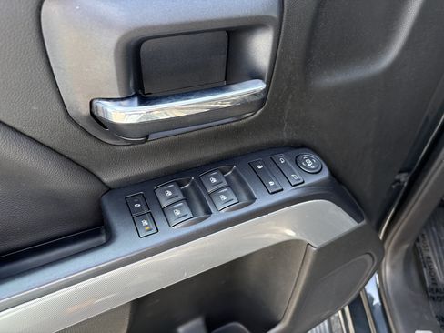 Used 2018 Chevrolet Silverado 1500 LT w/ All Star Edition AWD/4WD image 16