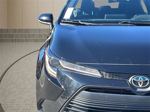 Used 2023 Toyota Corolla LE image 10