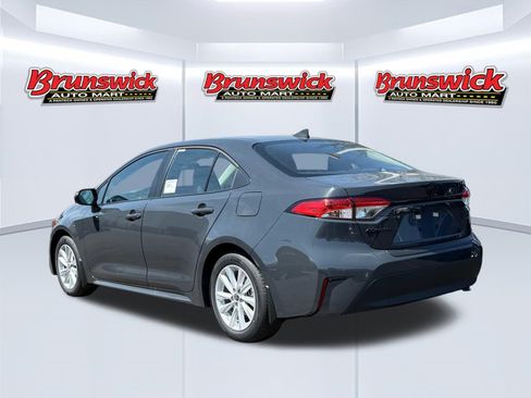 New 2026 Toyota Corolla LE FWD image 3