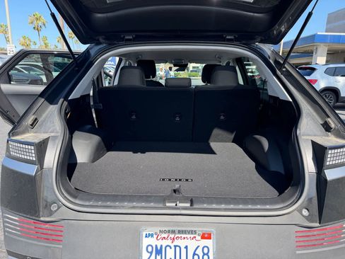 Used 2024 Hyundai Ioniq 5 SE image 17