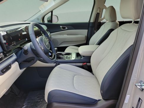 New 2026 Kia Carnival EX FWD image 15
