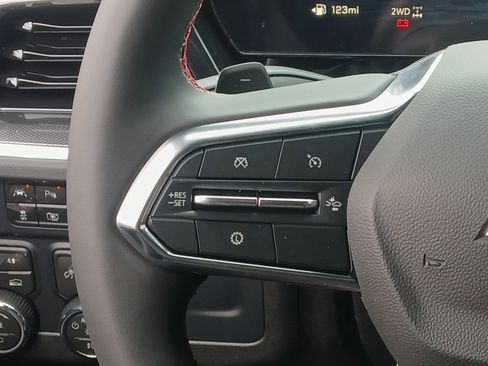 New 2026 Chevrolet Suburban RST w/ RST Capability Package image 9