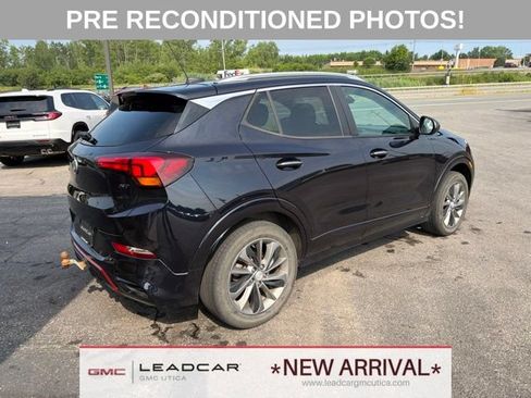 Used 2021 Buick Encore GX Select w/ LPO, Active Lifestyle Package AWD/4WD image 5