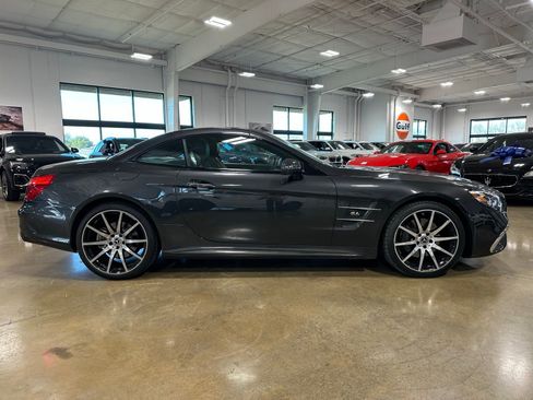 Used 2020 Mercedes-Benz SL 550 image 17