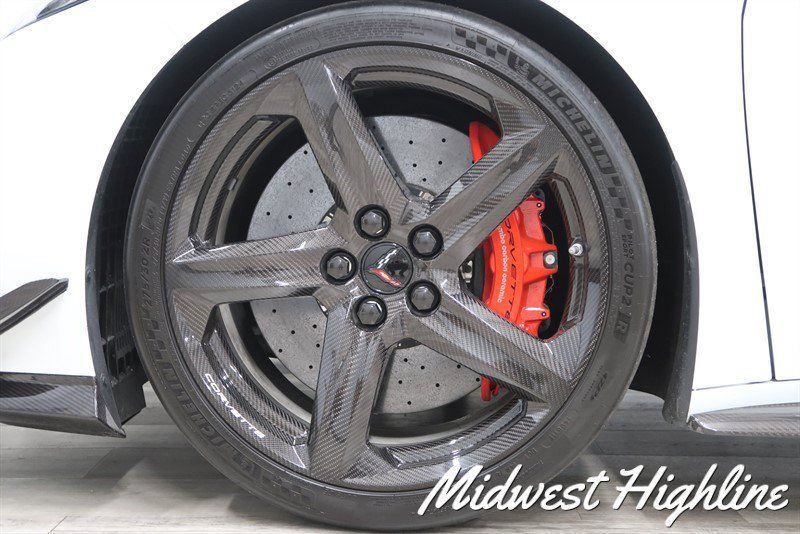 Used 2024 Chevrolet Corvette Z06 w/ Z07 Performance Package RWD image 16