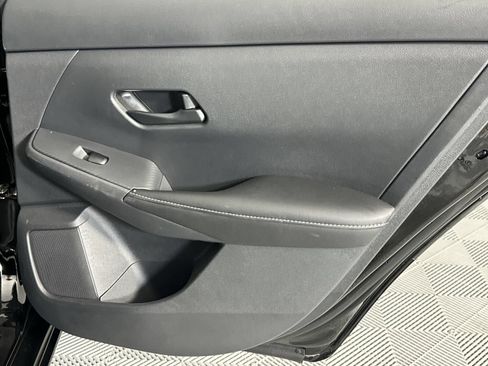 Certified 2025 Nissan Sentra S FWD image 31