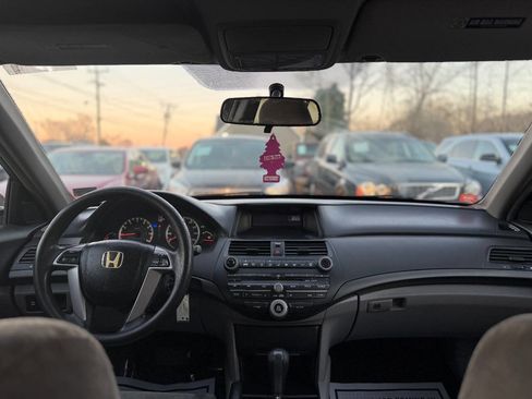 Used 2009 Honda Accord LX-P image 13