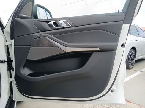 New 2026 BMW X5 xDrive50e AWD/4WD image 18