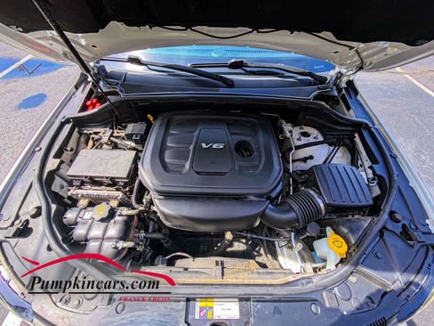 Used 2018 Jeep Grand Cherokee Limited w/ Luxury Group II image 40