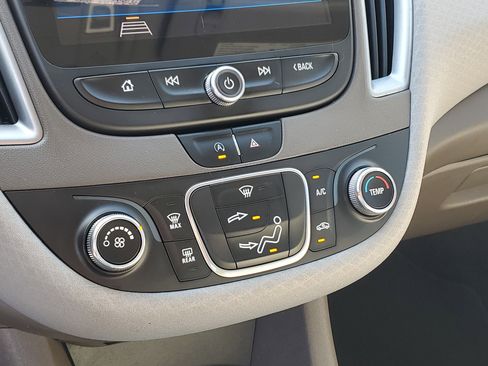 Used 2020 Chevrolet Malibu LS image 20