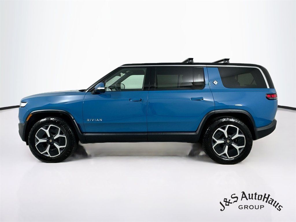 Used 2024 Rivian R1S Adventure Dual AWD/4WD image 4