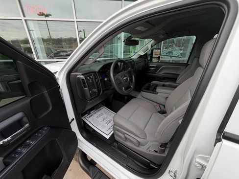 Used 2019 GMC Sierra 2500 4x4 Double Cab w/ Sierra Convenience Package image 10