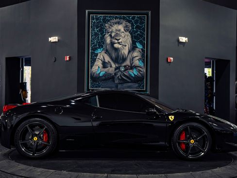 Used 2012 Ferrari 458 Italia Coupe image 30