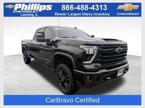 Used 2025 Chevrolet Silverado 2500 High Country w/ High Country Premium Package AWD/4WD image 1